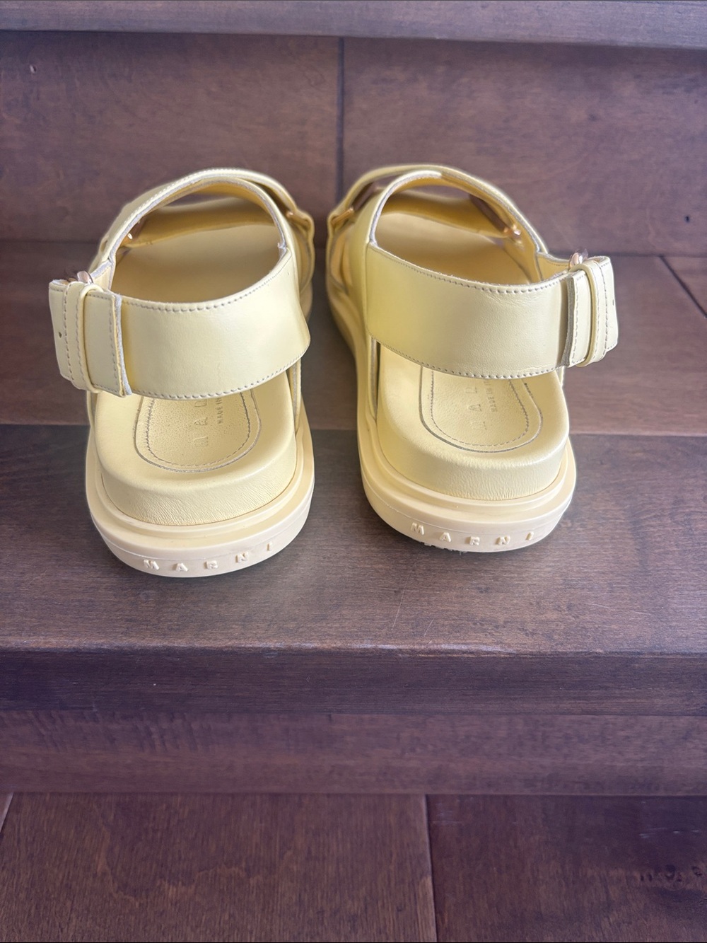 Marni Yellow Fussbett Sandals - Picture 6 of 8